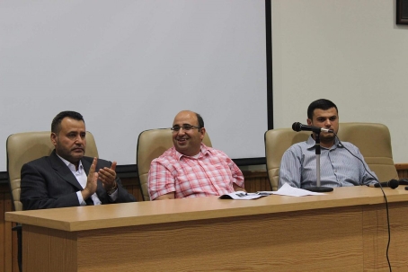 A series of meetings between academic departments and students in the new Hijjawi College.